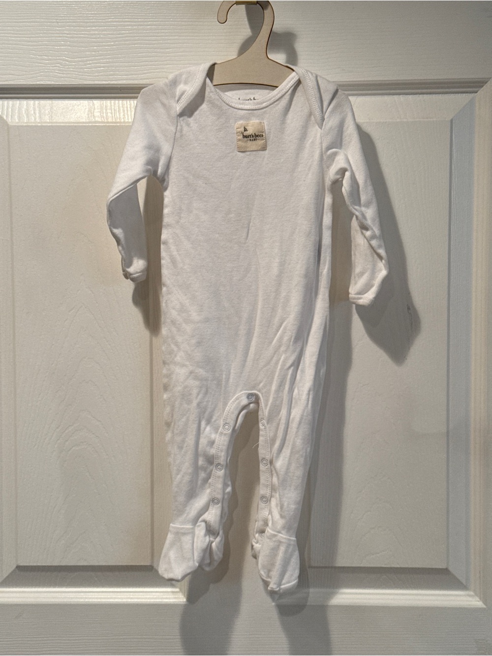 Burt’s Bees Baby White Long-Sleeve Footed One-Piece 3-6M